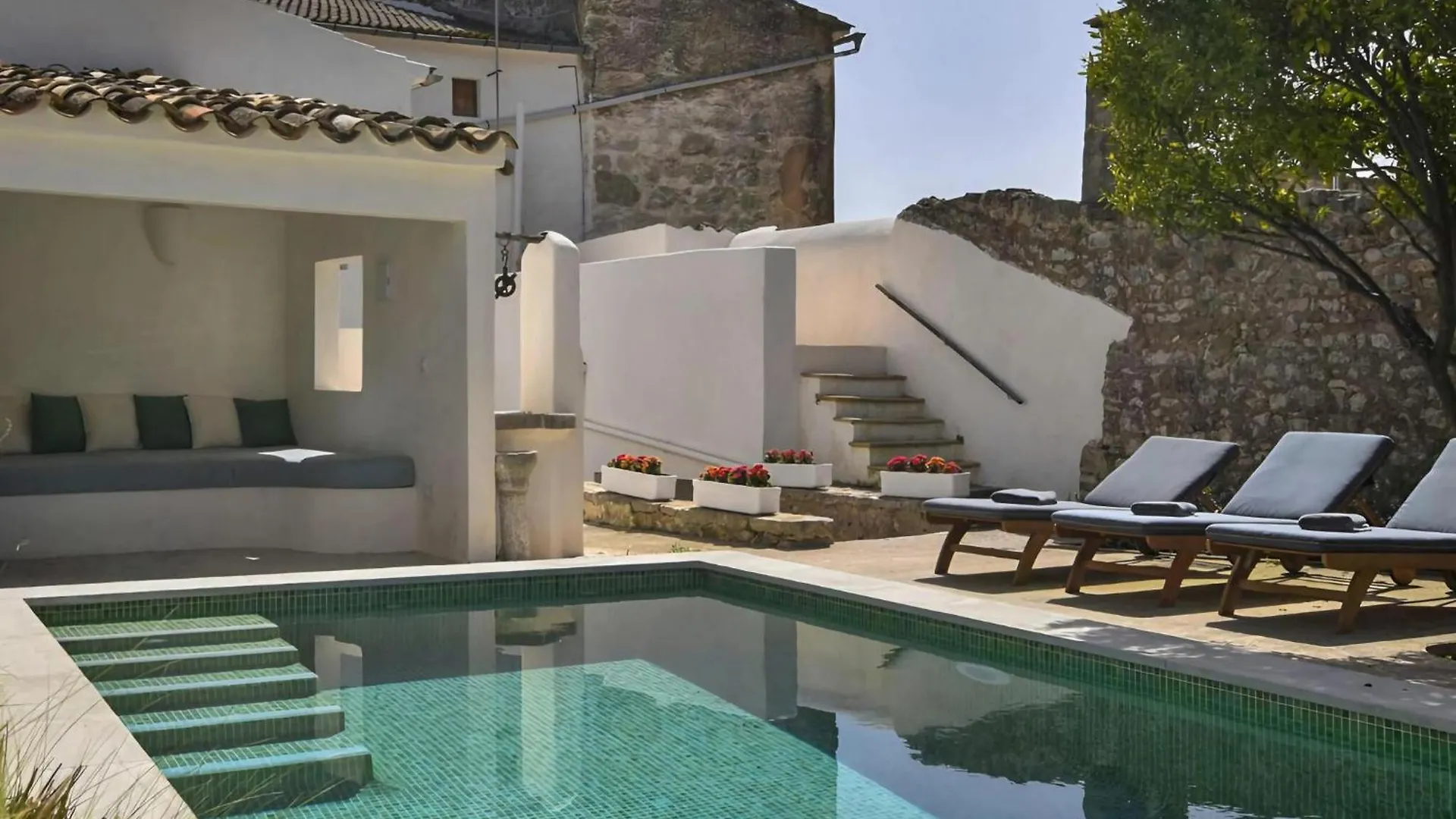 Cosy Holiday Home With Swimming Pool Biniamar 스페인