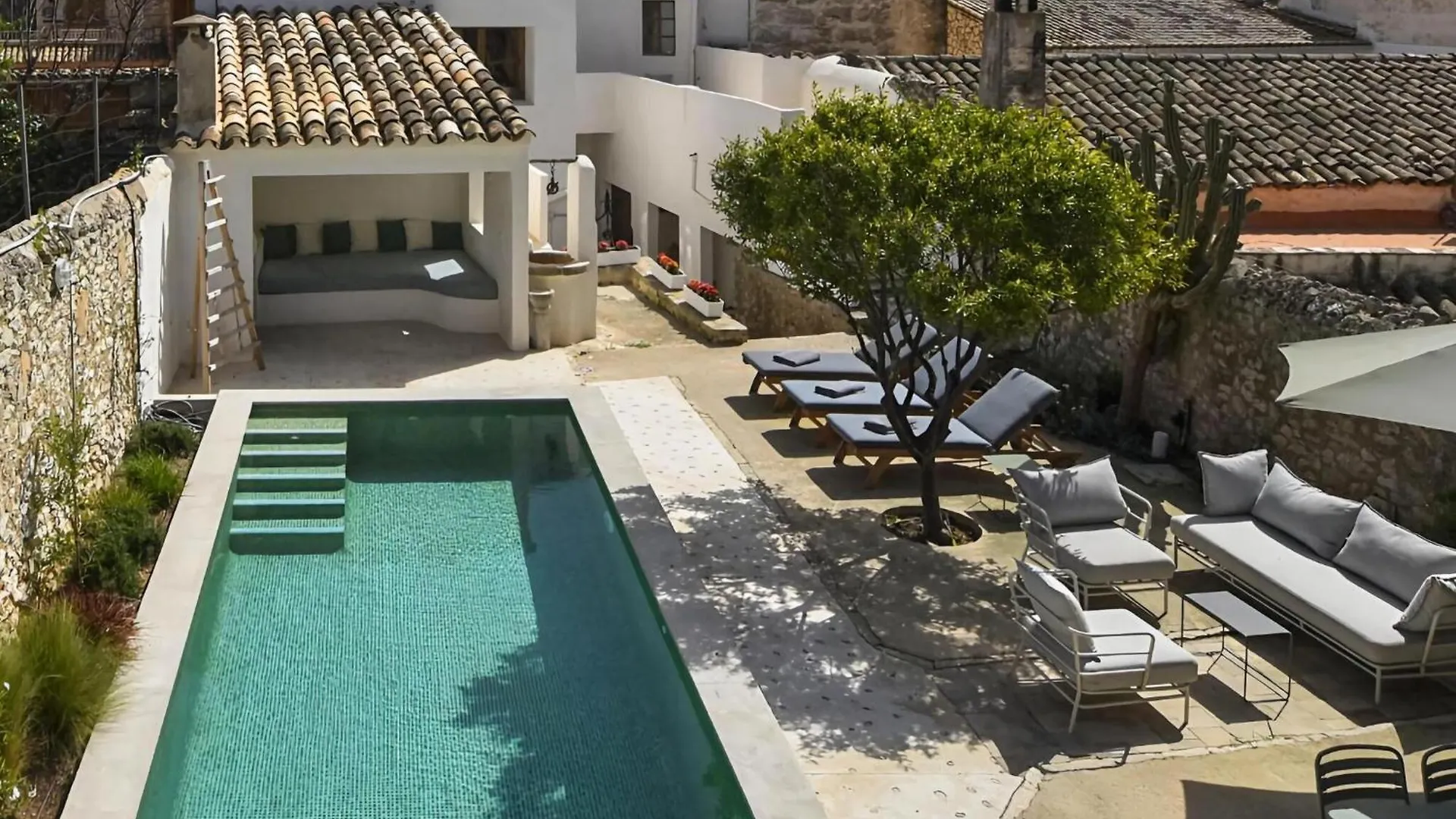 Cosy Holiday Home With Swimming Pool Biniamar 스페인